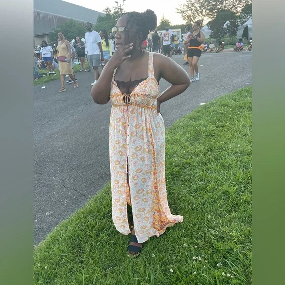 Free People Button Through Maxi Dress (Unlined and semi-sheer) - Picture 4 of 5